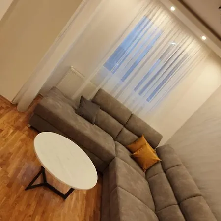 Apartman Mb Lux Stan Na Dan Bijeljina